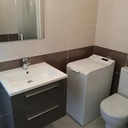 Апартаменты Sea Side Oceanides Жуан-ле-Пен