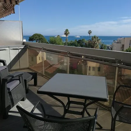 Apartment Sea Side Oceanides